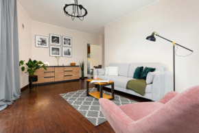 Wola Apartment Banderii by Noclegi Renters